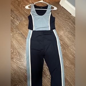 Lou & Grey, Size Small, Light Blue & Dark Blue Workout Set